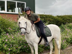 Review Danitcia & Furia dressuur
